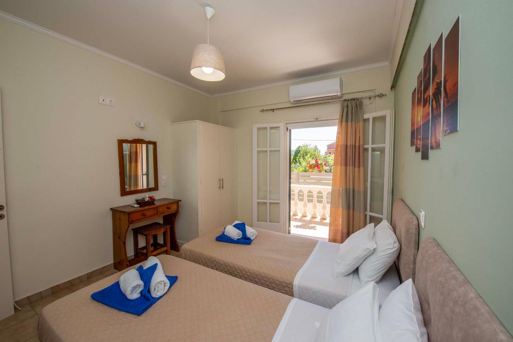 Zoe Boutique Apartment Acharavi  Dış mekan fotoğraf
