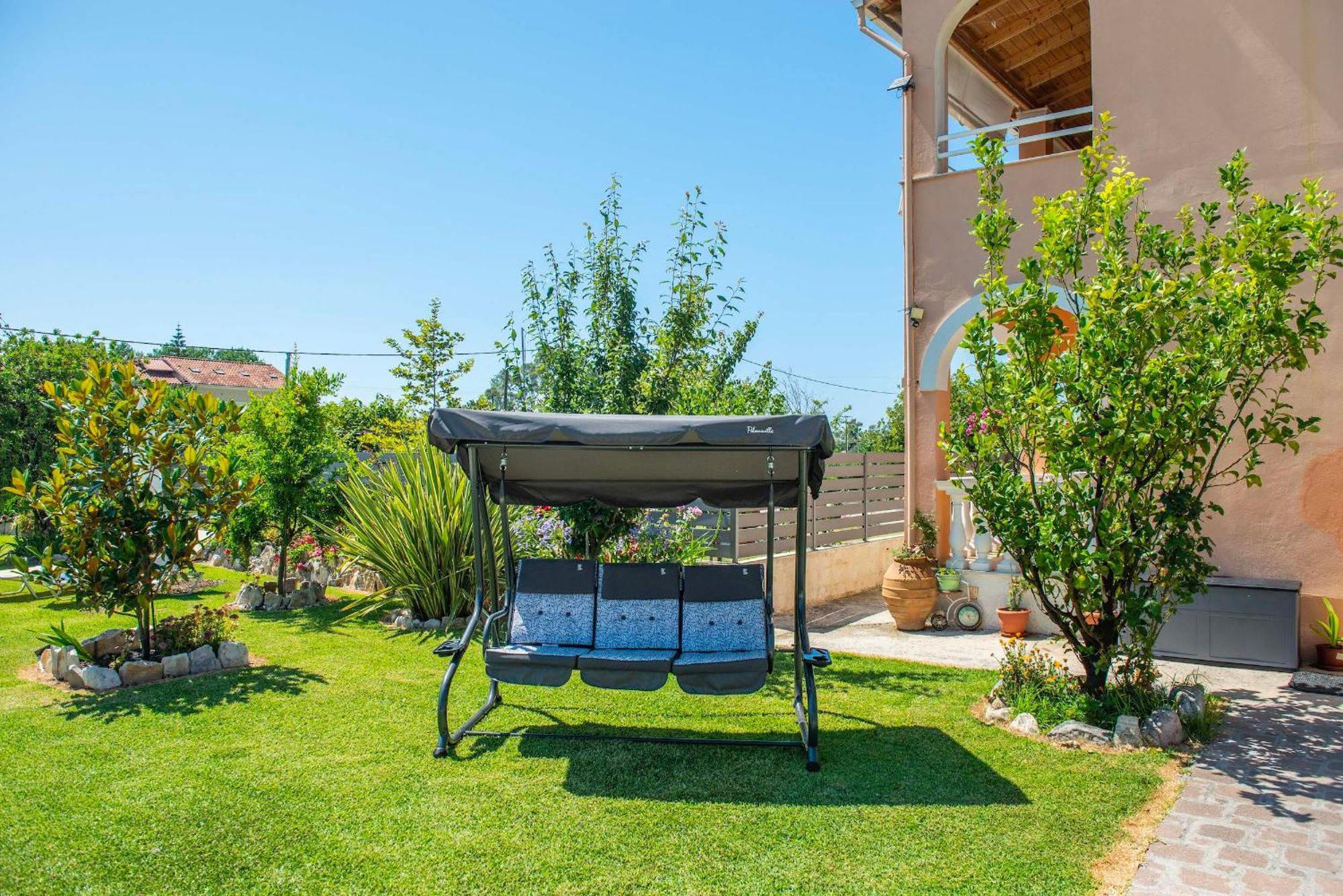 Zoe Boutique Apartment Acharavi  Dış mekan fotoğraf